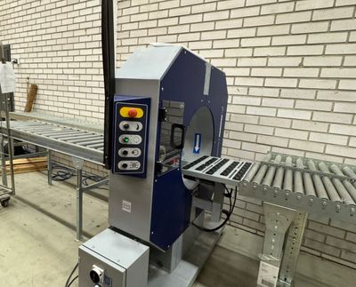 Robopac Compacta förpackningsmaskin