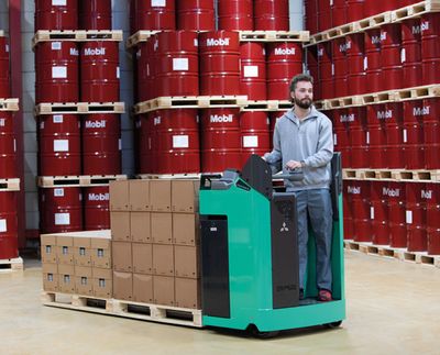 Mitsubishi PREMIA plattformstruckar